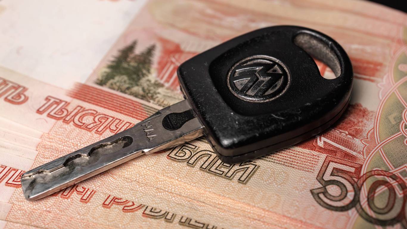 Russe, vers le gouffre des dettes : les banques se frottent les mains !