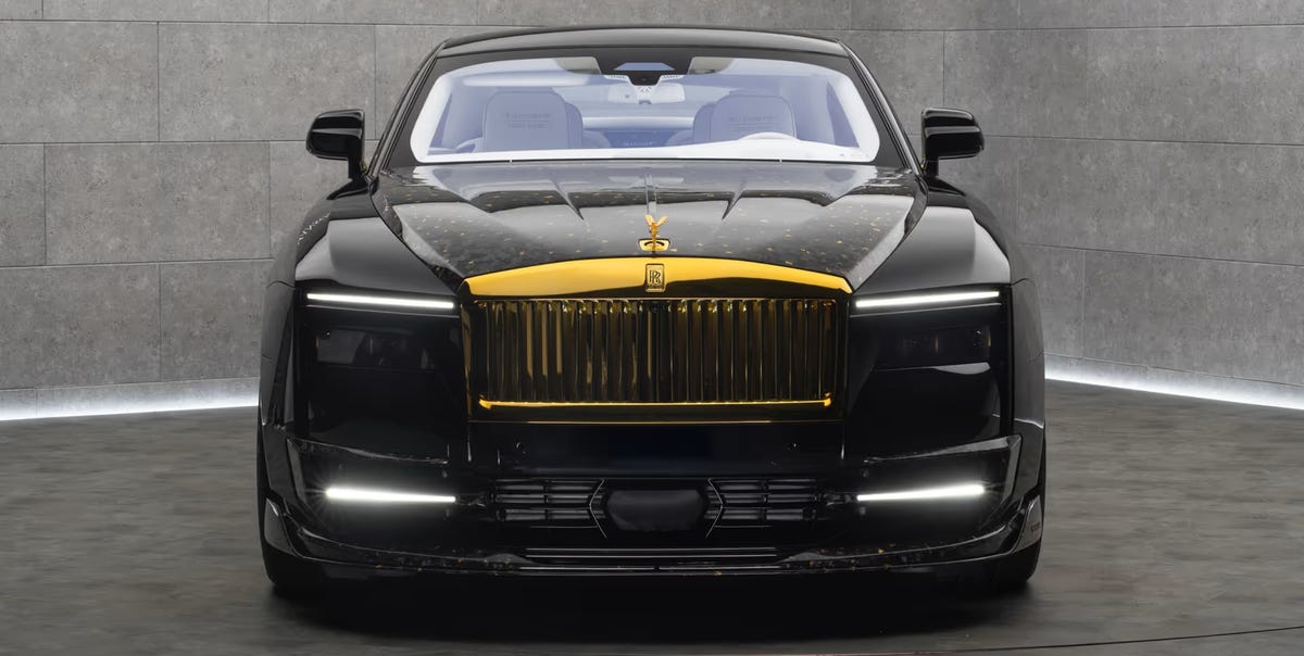 Mansory sublime le Rolls-Royce Spectre avec une touche d'or éclatante !