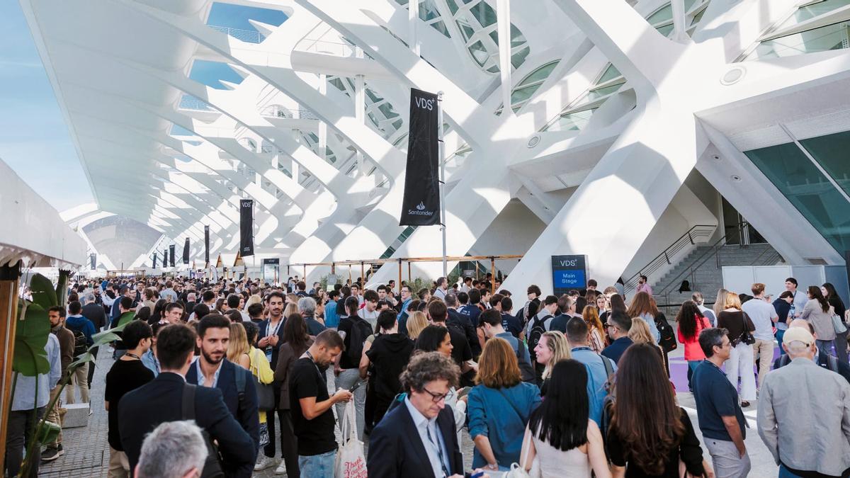 Startup Valencia : une croissance de 36 % et une communauté de plus de 48 000 professionnels d'ici 2025 !