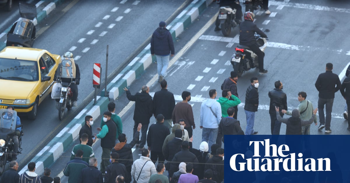 Deux morts dans des manifestations en Iran : la situation se transforme en véritable champ de bataille