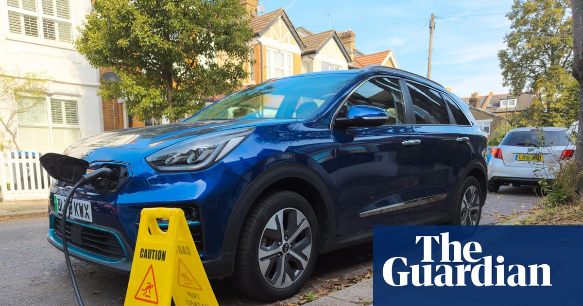 Les voitures électriques à batterie devanceront les diesels en Grande-Bretagne d'ici 2030, selon une analyse captivante !