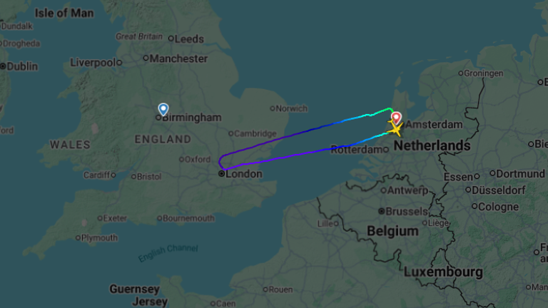 Un vol KLM à destination de Manchester a dû revenir à Amsterdam suite à un problème de radar.
