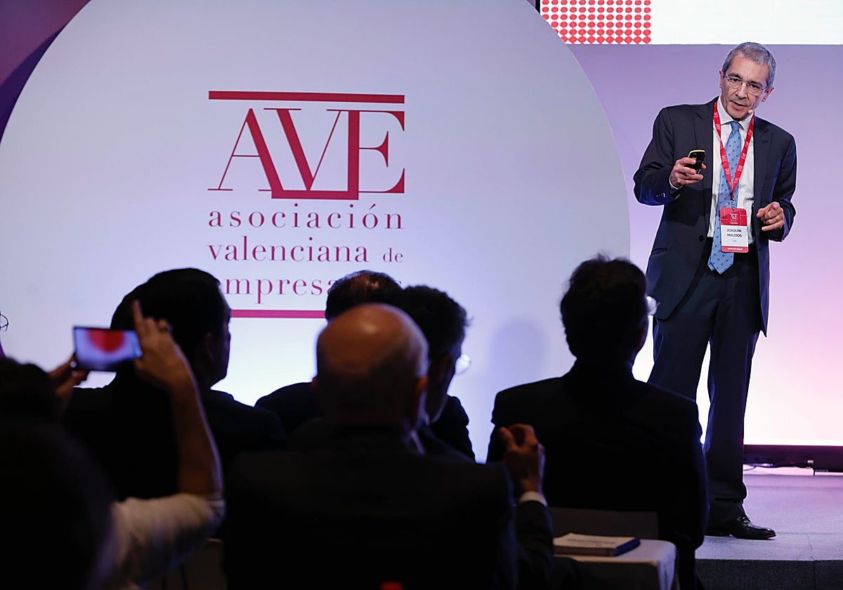 Alerte des entrepreneurs : la bureaucratie excessive freine l'innovation en Espagne !