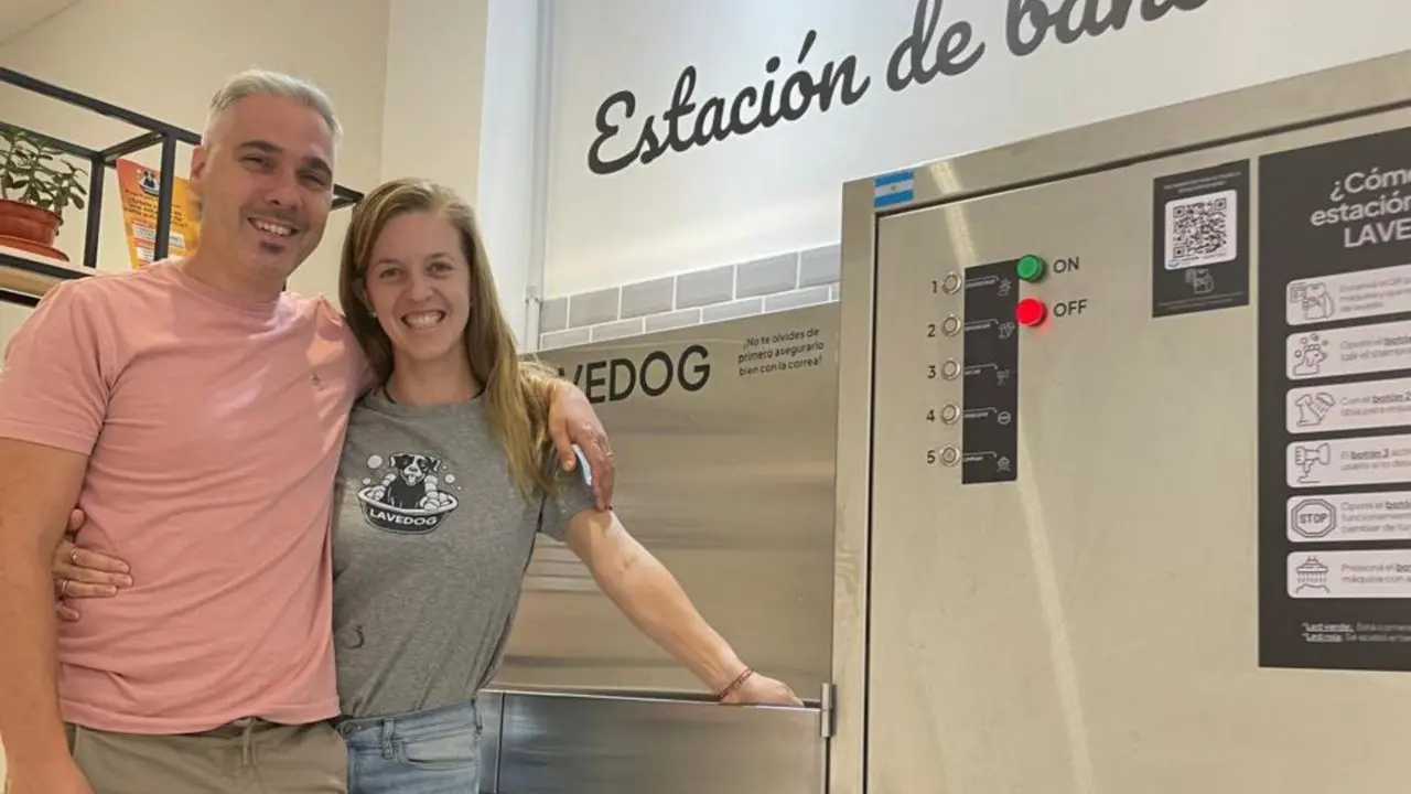 Un "laverap" pour chiens : un succès fulgurant qui attire les entrepreneurs !