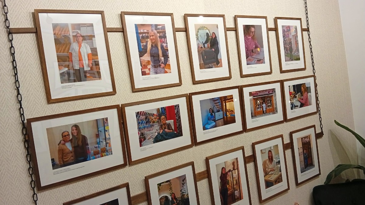 Exposition de femmes