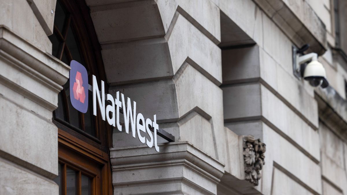 NatWest lance un message urgent à ses clients : agissez avant la date limite approche !