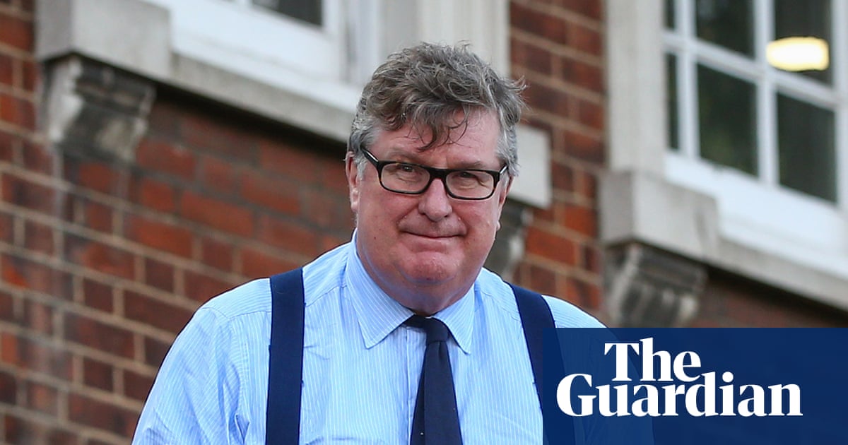 Crispin Odey a tenté de manipuler sa victime d'agression sexuelle, révèle la FCA au tribunal !