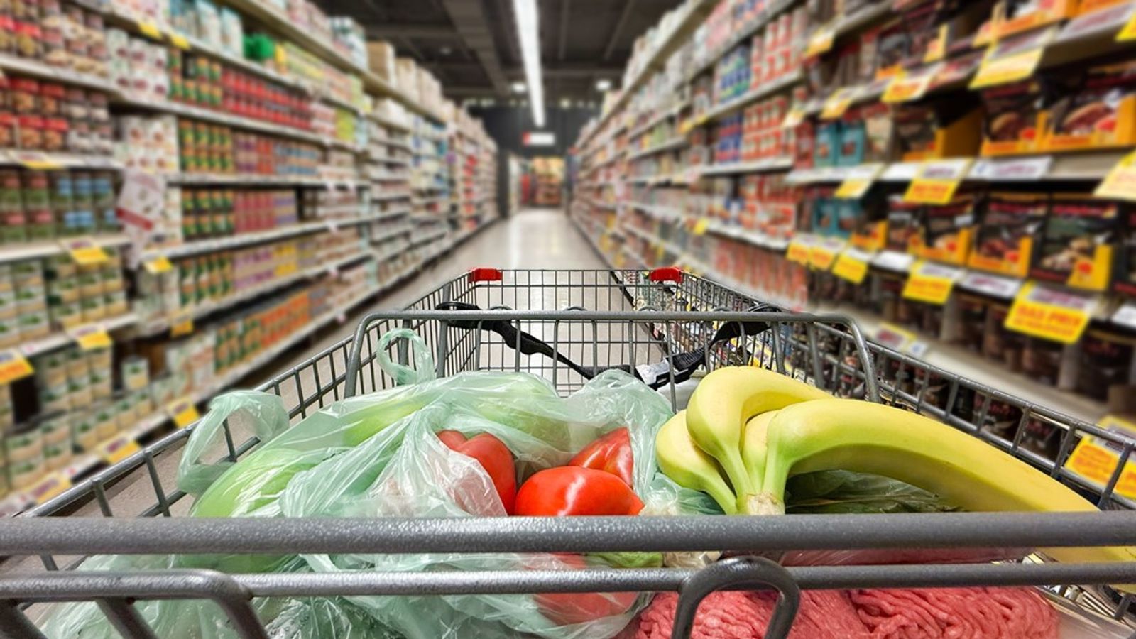 Les prix des aliments pourraient grimper dans les semaines à venir - mais la véritable inquiétude, c'est qu'ils ne redescendent pas !