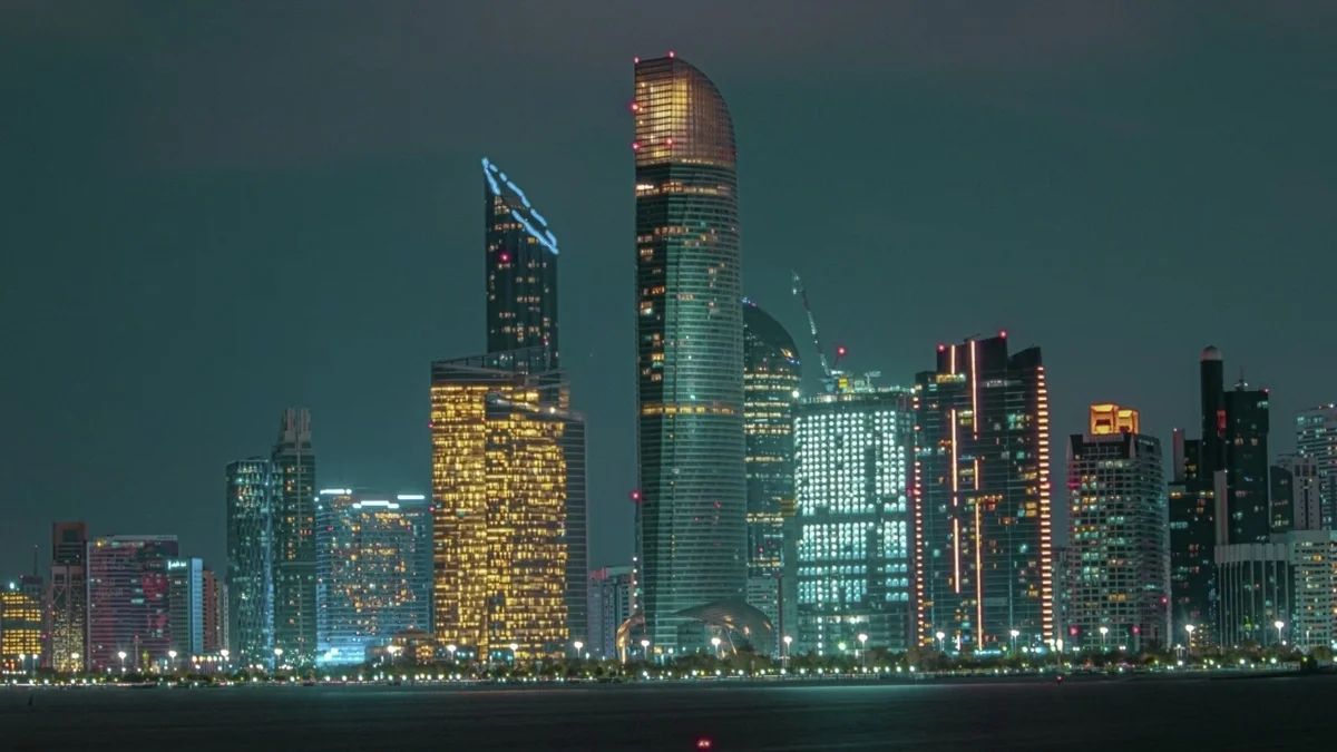Un trader bloqué à Abu Dhabi : ceux qui veulent y rester sont dans le délire !