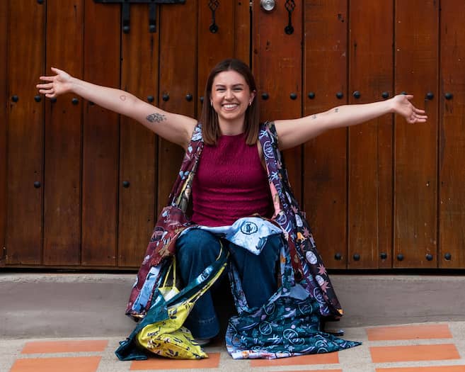 La fabuleuse créatrice qui intègre la biodiversité colombienne dans la mode quotidienne