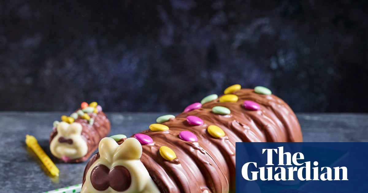 Colin la Chenille face à huit sosies : le grand duel des gâteaux !