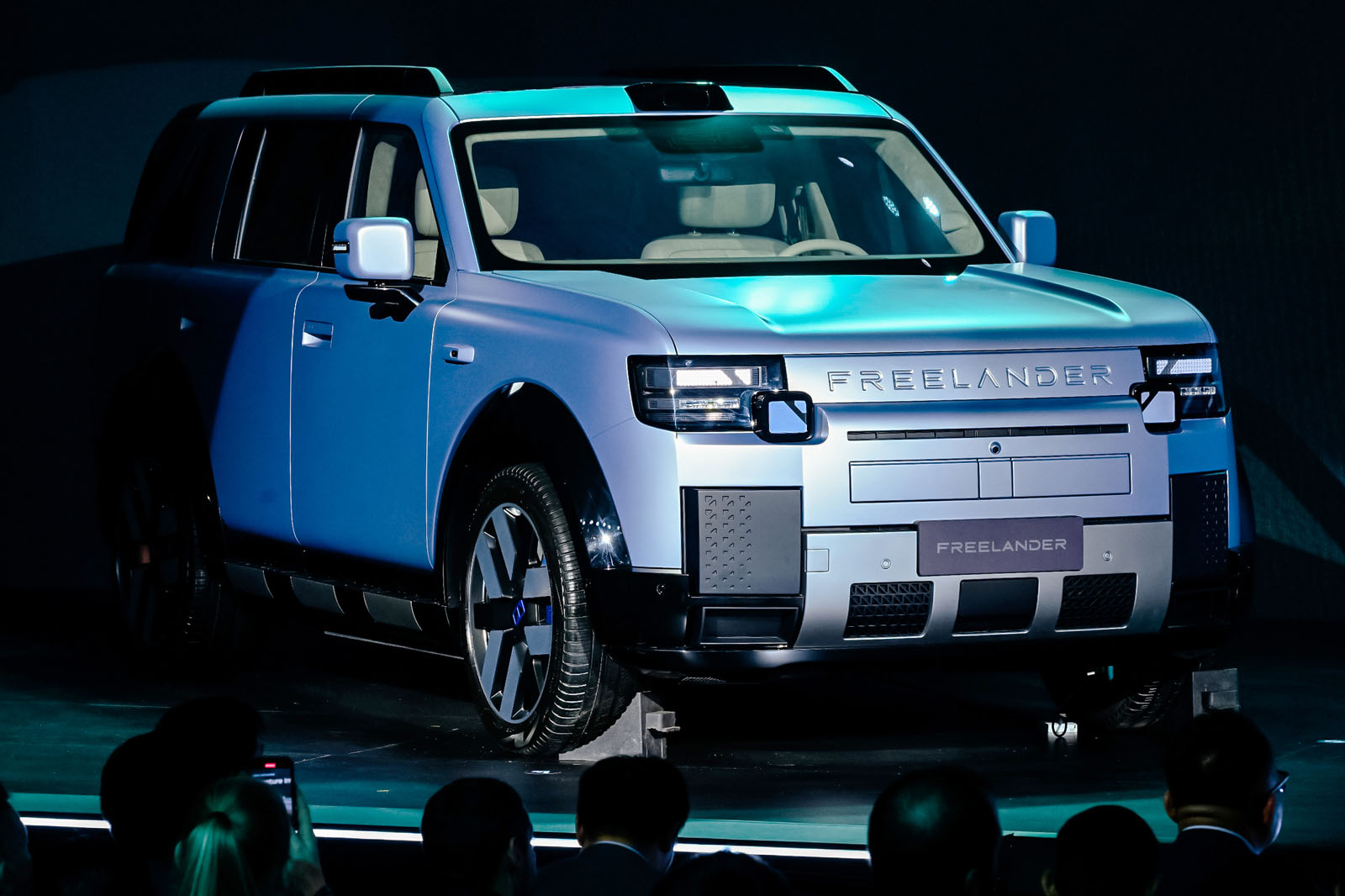 Le Freelander 8 : Un look de concept-car avec des motorisations électrisantes !